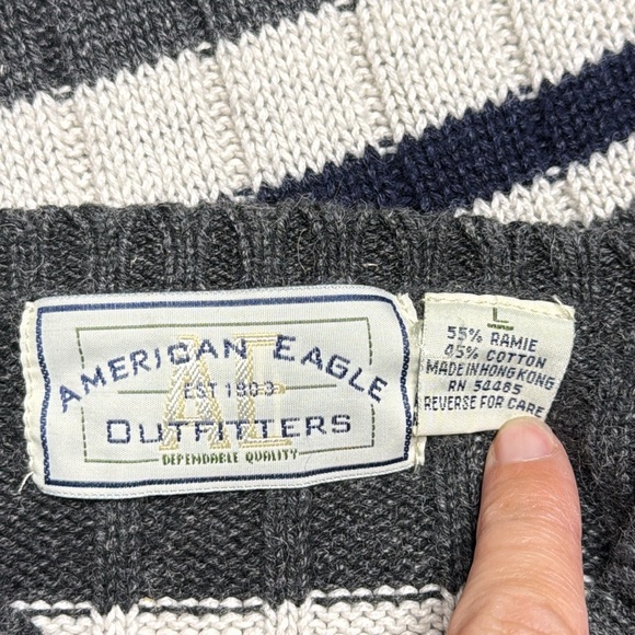 Vintage American Eagle Gray Navy Striped Crewneck Knit Sweater Size Large - Picture 7 of 8